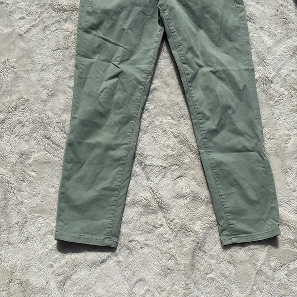 Calvin Klein Sage Green Skinny Chino Pants | Size 4 - Picture 3 of 8